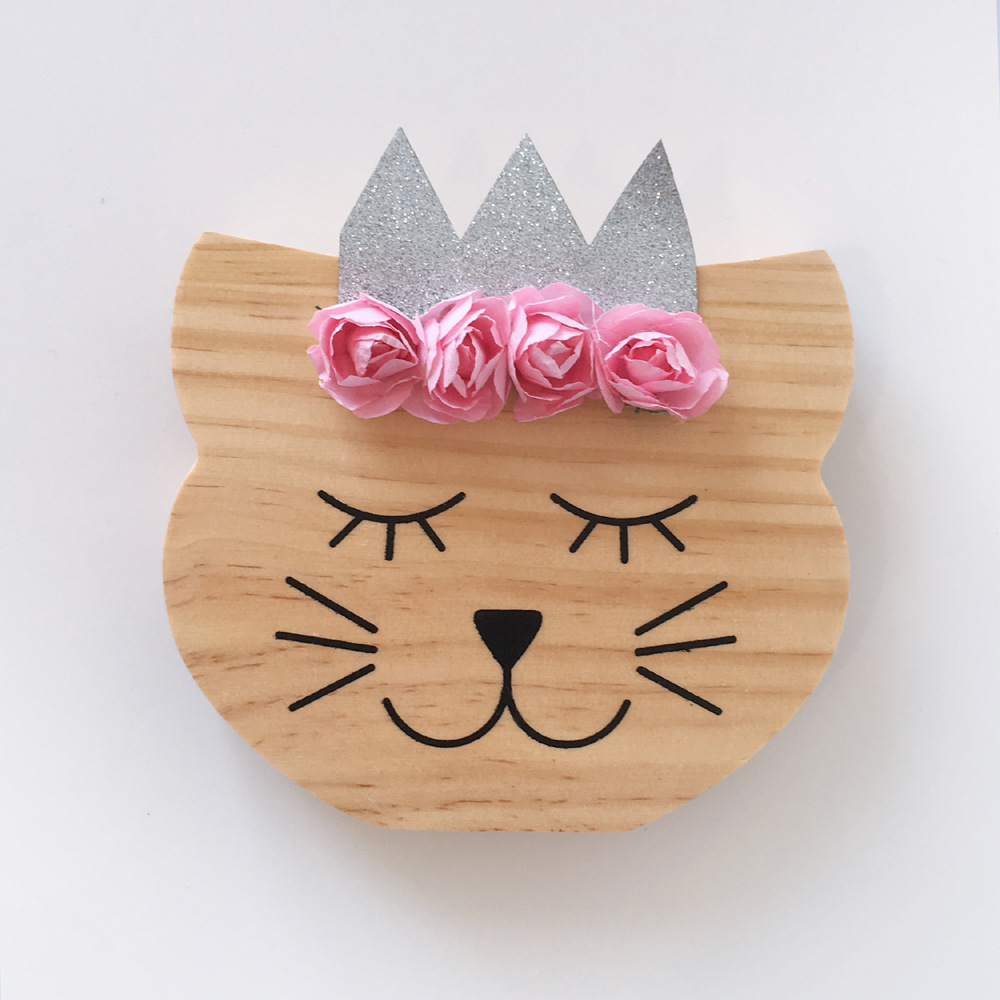 Nordic wind solid wood furnishing Silver crown cat